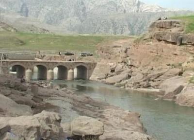 مرمت پل تاریخی آفرینه لرستان شروع شد