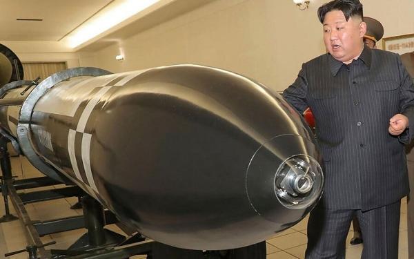 رونمایی رهبر کره شمالی از کلاهک های هسته ای نو تاکتیکی