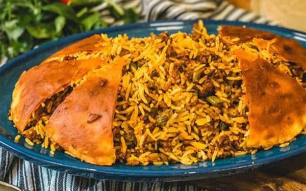 طرز تهیه لوبیا پلو مجلسی با گوشت چرخ نموده و مرغ