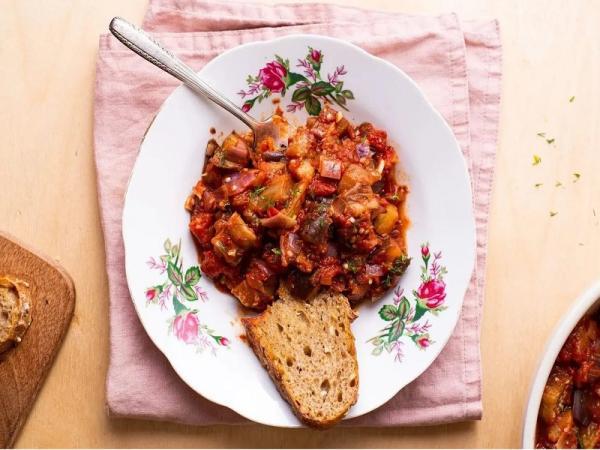 طرز تهیه یتیمچه بادمجان تهرانی با این 14 نکته طعمش محشر میشه! طرز تهیه یتیمچه بادمجان تهرانی با این 14 نکته طعمش محشر میشه!