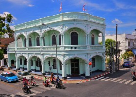 آشنایی با بازار بزرگ واکینگ استریت پوکت